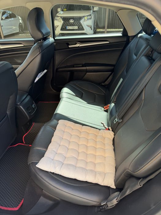 Ford Fusion 2019