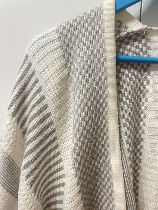 Dzianina narzutka narzuta poncho kimono beige rozmiar uniwesalny oversized