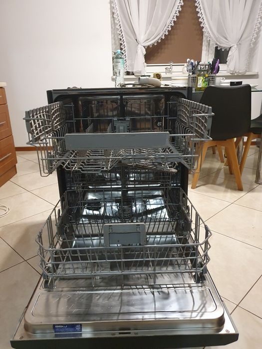 Zmywarka beko DFN 6833 B