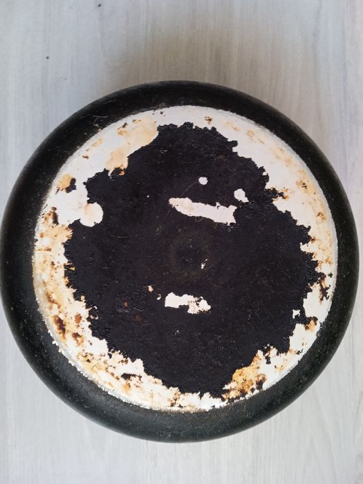 Чаша для мультиварки в хорошем состояние.