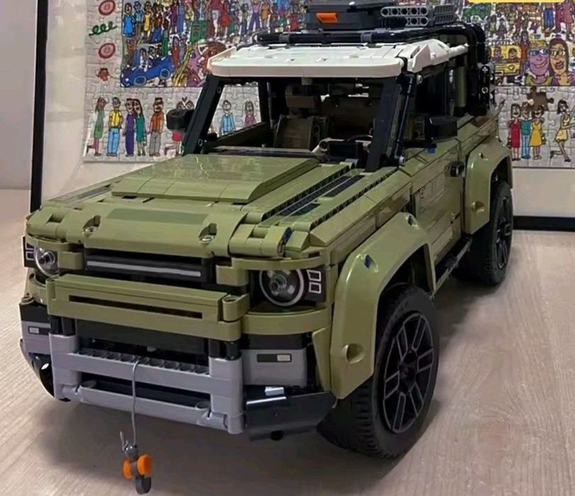 Чудовий Конструктор Technic 42110 Land Rover Defender 2573 деталі
