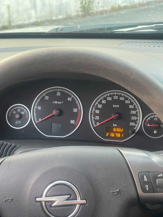 Opel vectra 2005