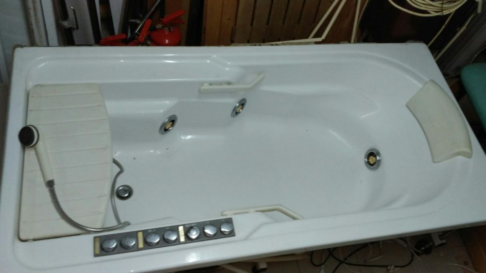 Banheira hidromassagem jacuzzi