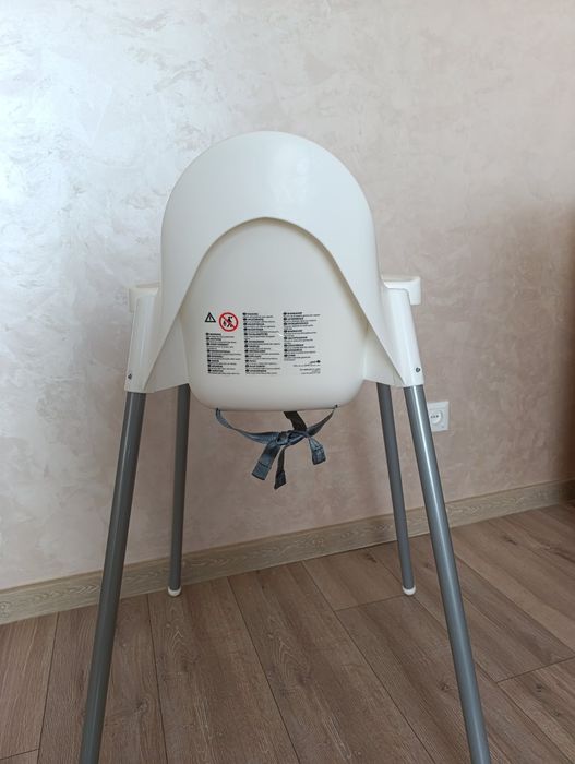 Годувальний столик