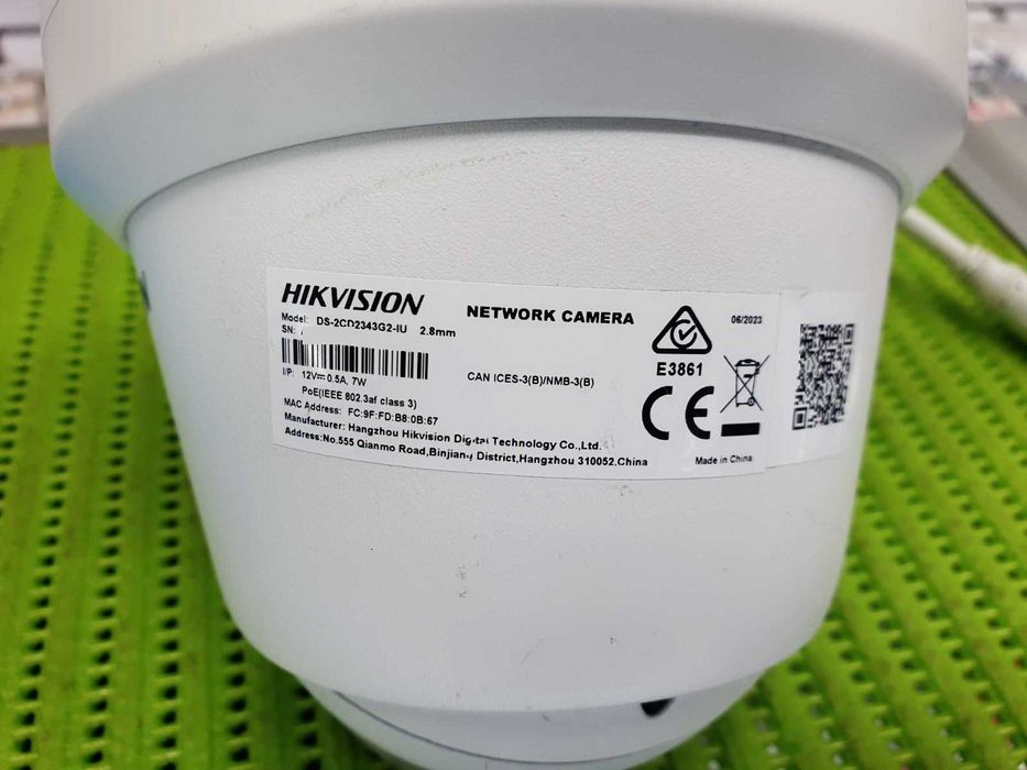 4 MP AcuSense IP відеокамера Hikvision DS-2CD2343G2-IU Запис на Micro SD 256 ГБ. з мікрофоном