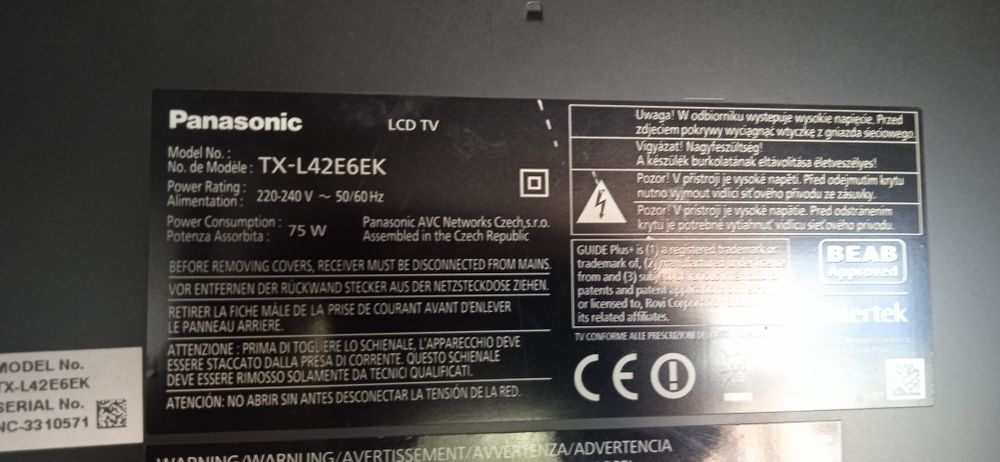 TV LED Panasonic 42" (Modelo TX-L42E6EK) – Apenas para Peças