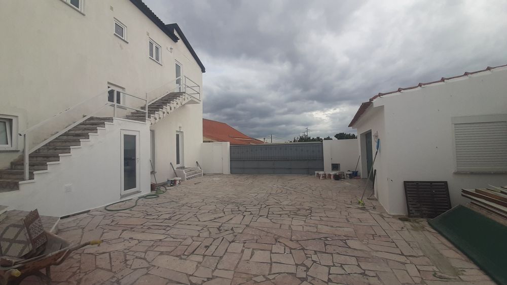 Vende-se Moradia 2 pisos, Cabeça Gorda, Torres Vedras
