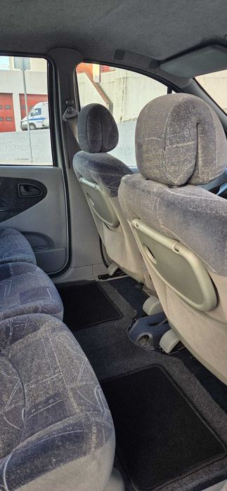 Renault Scenic 1.9 DCI