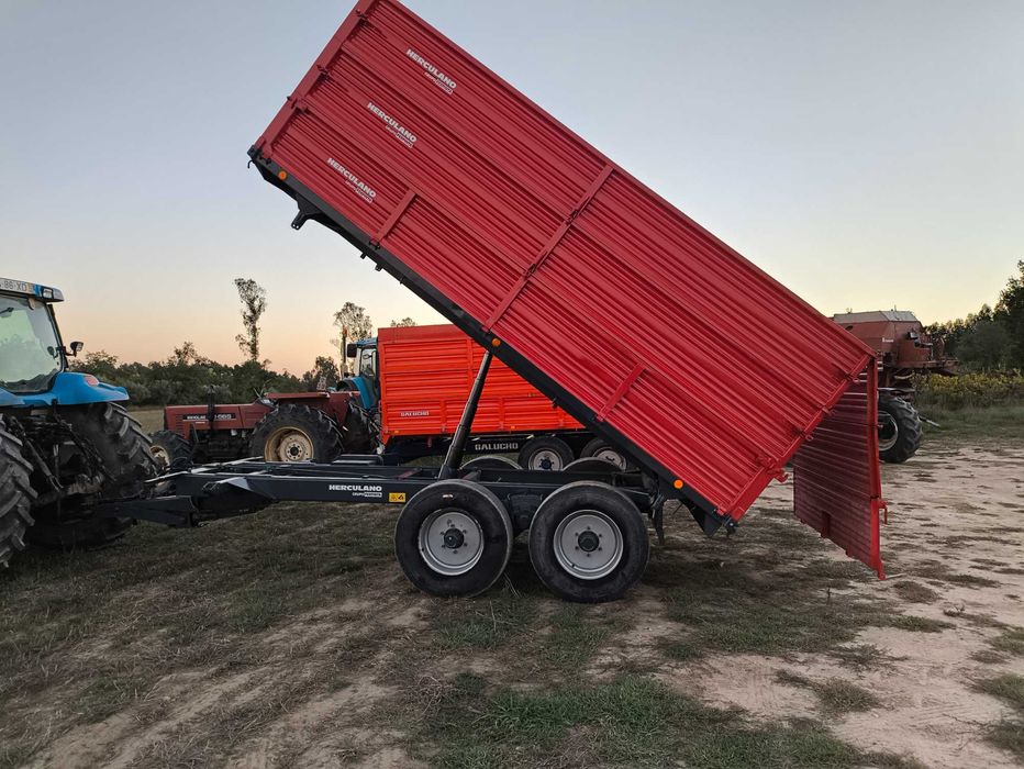 Reboque tribasculante Herculano 10t