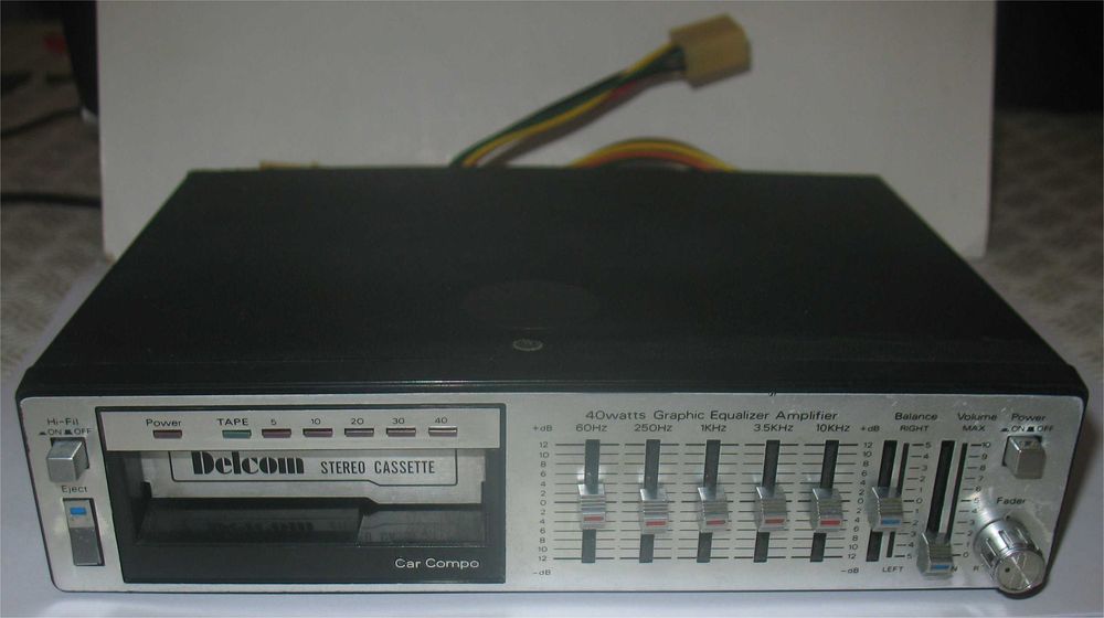Delcom - Stereo Cassette - Car Compo - 40 Watts Graphic Amplifier