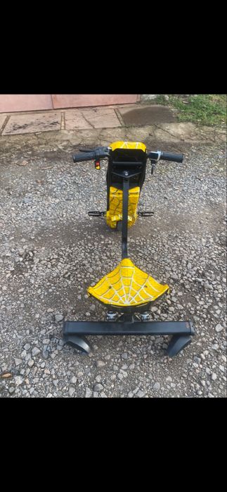 Дрифт карт жовтий павук