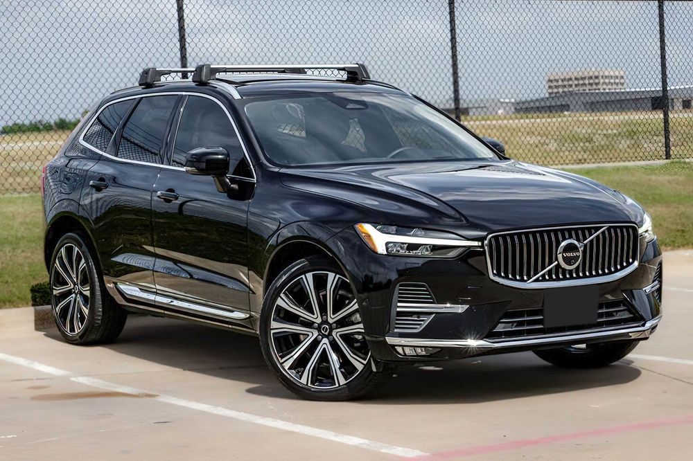 Volvo XC60      2023