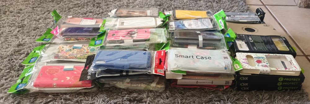 Conjunto de 73 capas para telemóvel