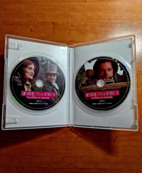 MISTÉRIOS DE LISBOA (Maria João Bastos) Versão Integral 266min 2 dvds