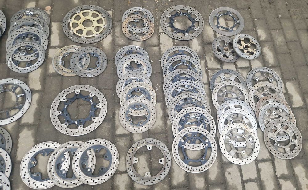 Suzuki tarcza hamulcowa GSR DR750 600 DL GSXR K1 K7 BURGMAN 400 K4 K7