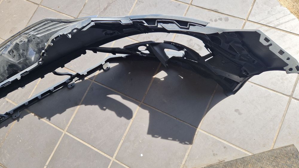 Para choques frente Renault megane IV