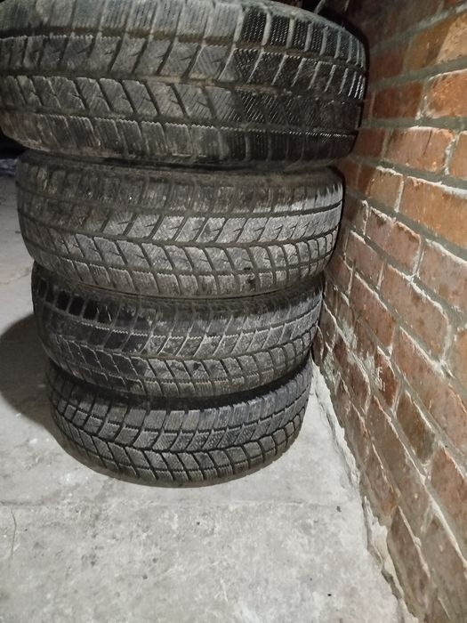 Opony zimowe 195/60 r15