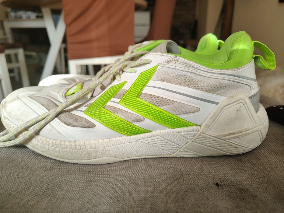 Buty Hummel rozmiar 40,5