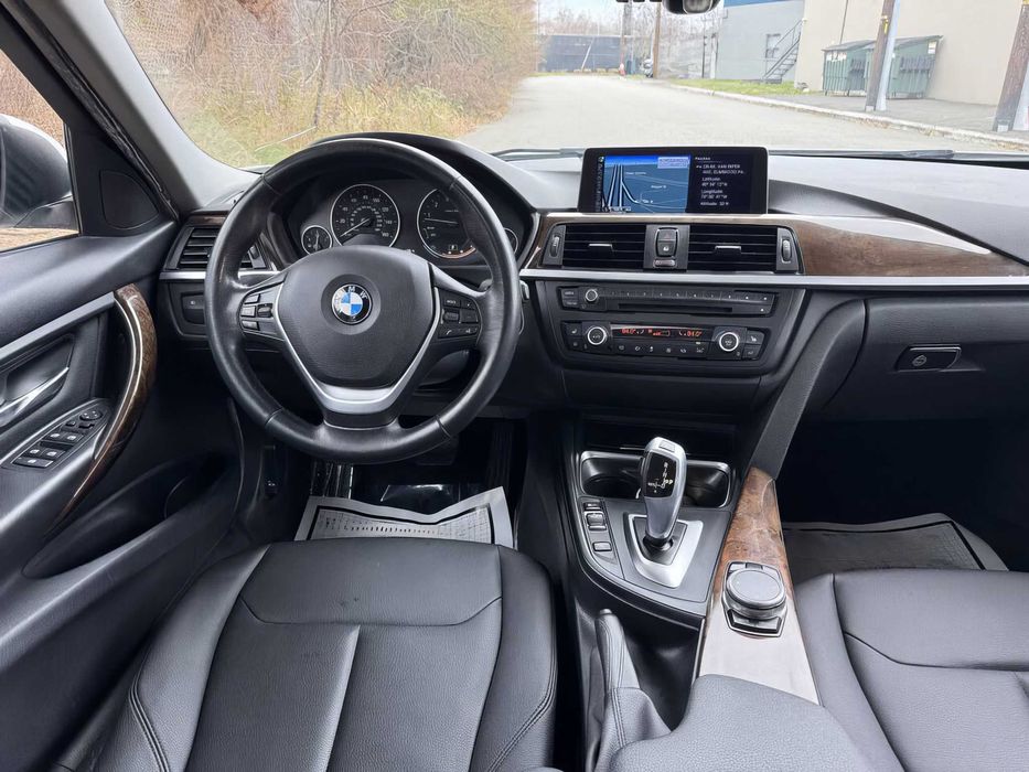 BMW 3 Series 328i xDrive      2015