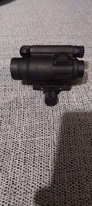 Коліматорний приціл Aimpoint AB Comp M4h 2 MOA