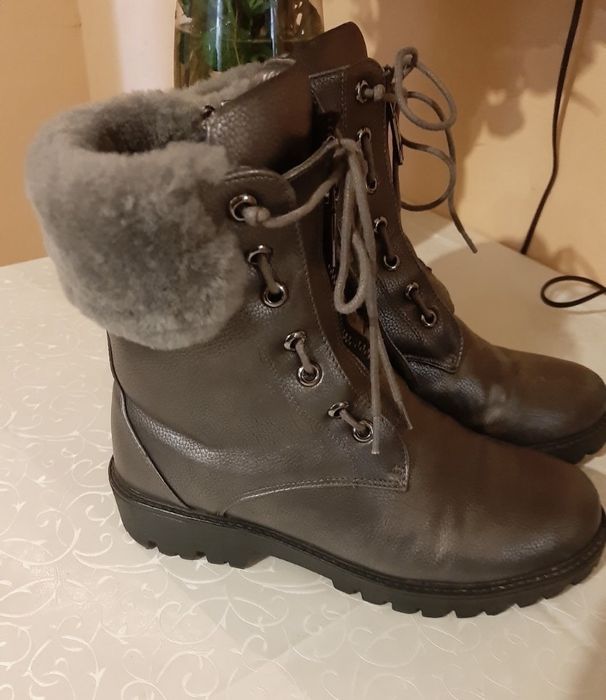 Продам детское зимнее пальто