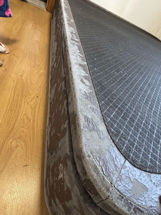 Cama BOX / Caixa de casal