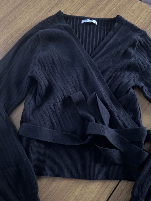 Гарна кофта жіноча