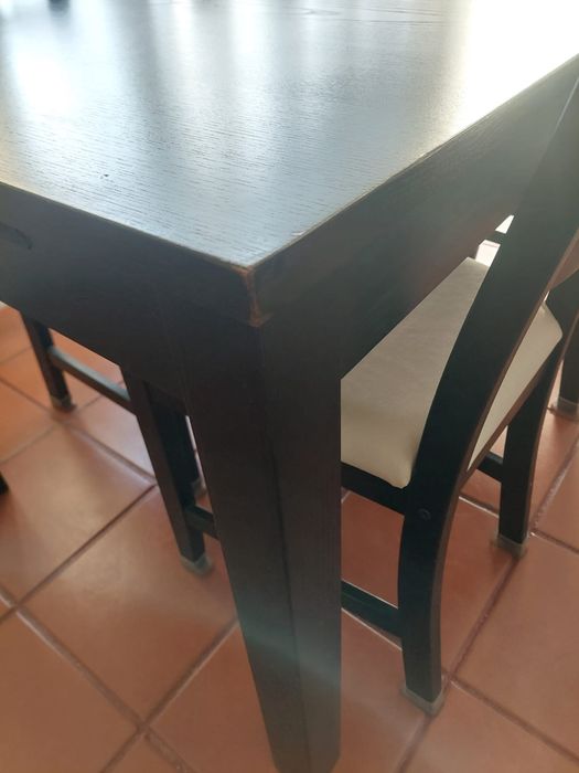 Mesa de jantar extensível