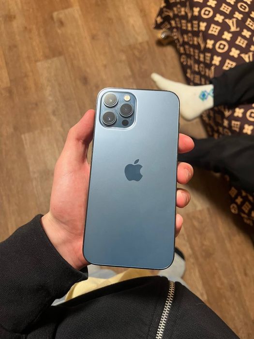 обмін айфон 12 про макс