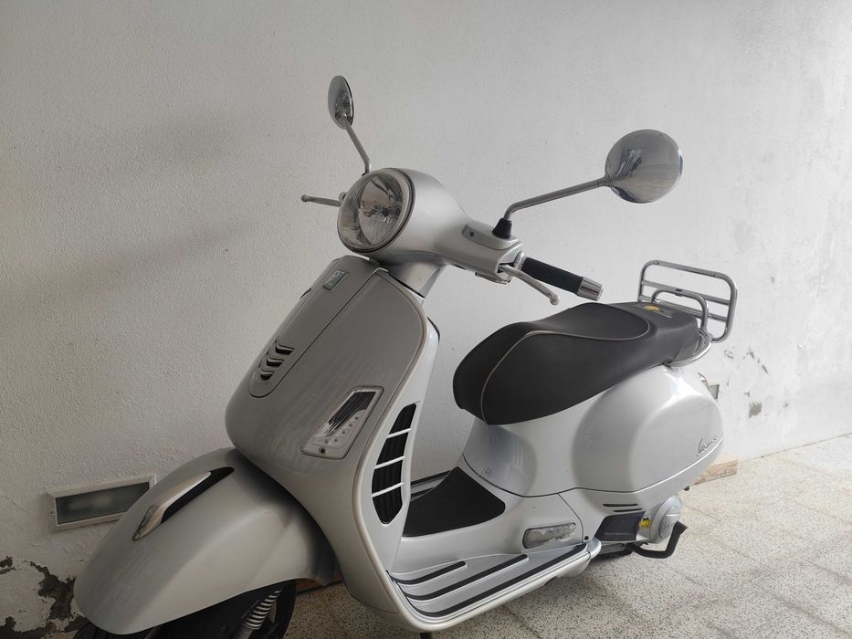 Scooter Vespa gts 125
