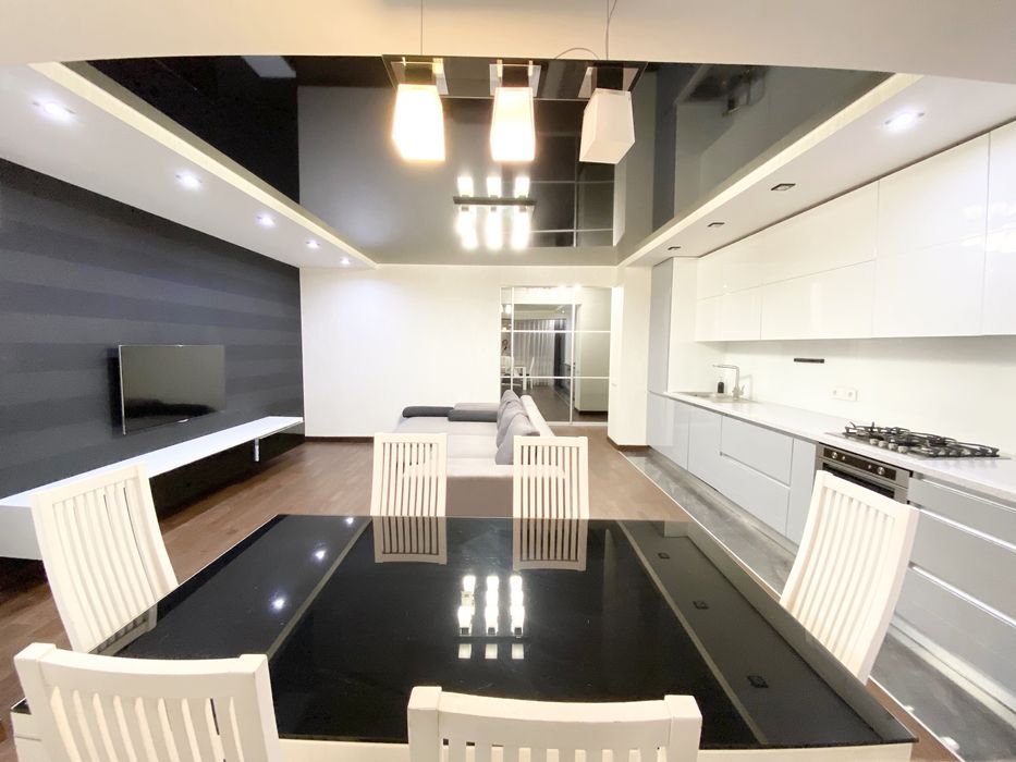 Люкс в центре, вид на Днепр