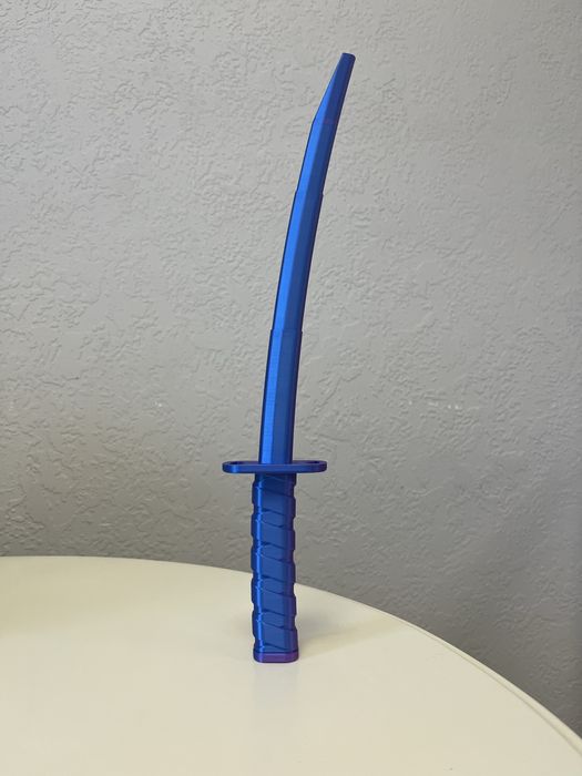 Катана надрукована на 3D принтеря
