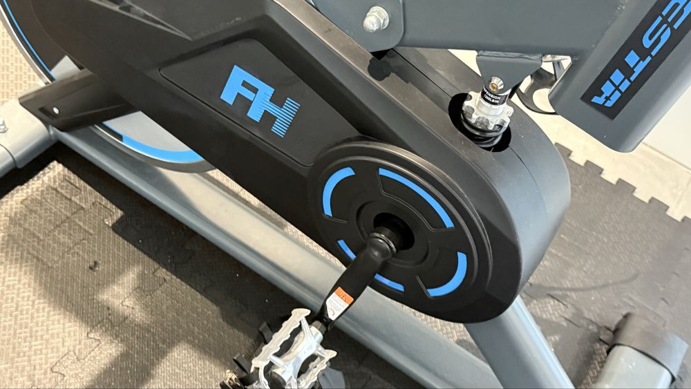 Bicicleta de Spinning BH Fitness – Como Nova | Profissional