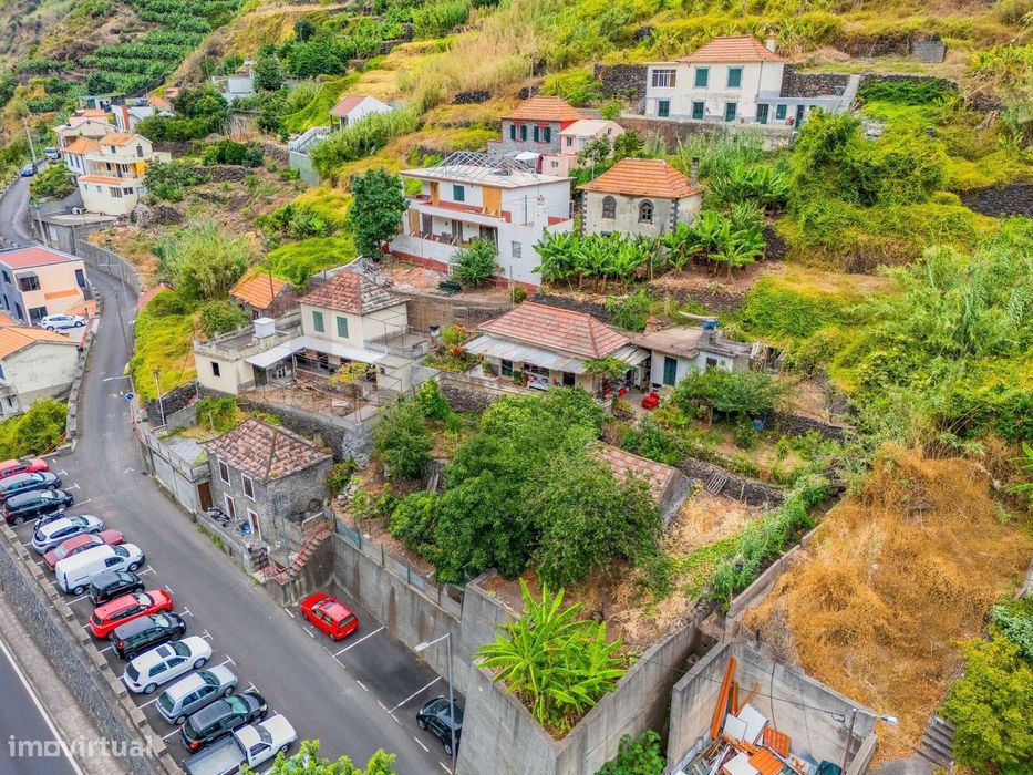 Moradia T2, Ribeira Brava, Com Palheiro