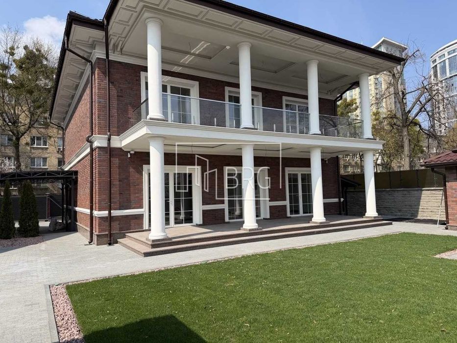 Продажа нового современного дома на Печерске возле Ботанического сада без комиссии