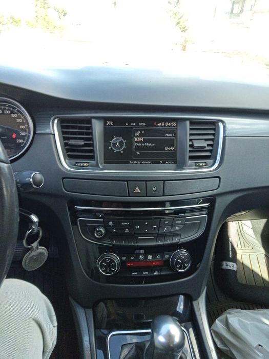 Peugeot  preto 508 sw
