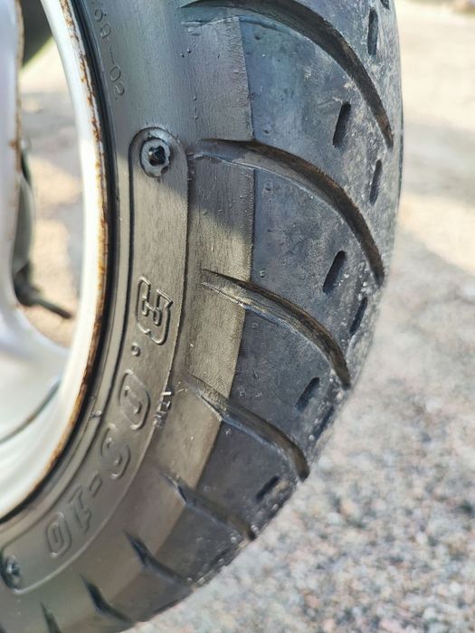 Скутер мопед Yamaha jog poche 3kj

Скутер свій в гарному технічному ст