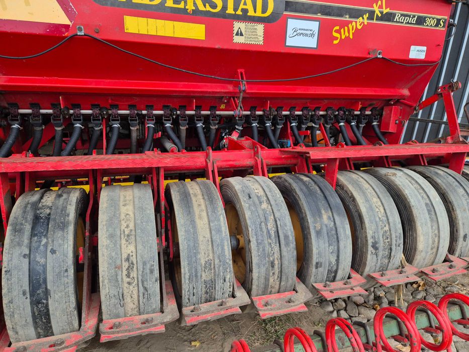Vaderstad Rapid 300s