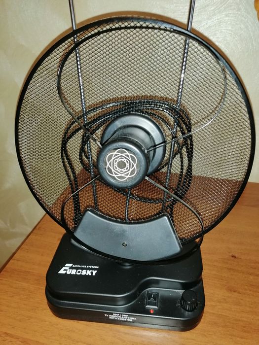 Антена кімнатна нова