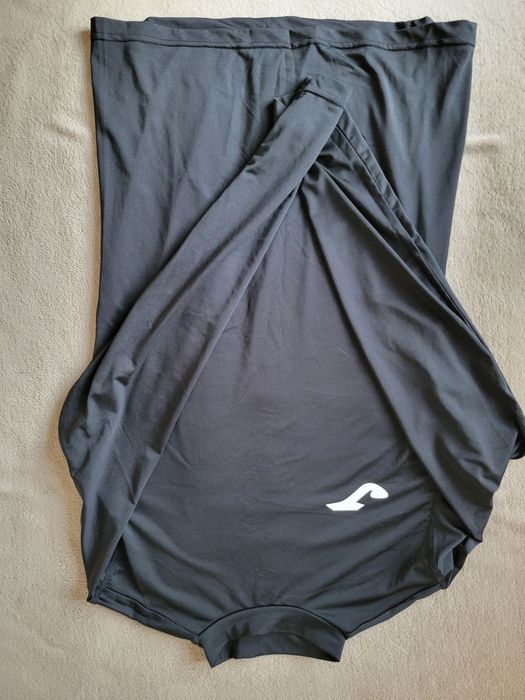 Для бігу компресійні рукави, гетри, кепка, майка та інше