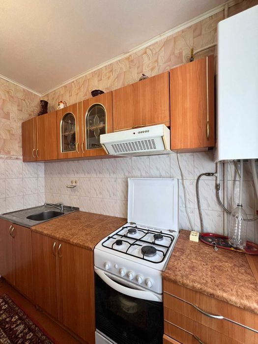 2к квартира на вул. Леонтовича неподалік ЕКСПРЕСУ