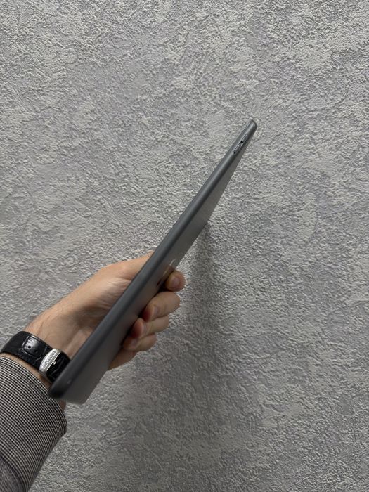 Планшет Apple iPad 8 128 GB Wifi Space Gray