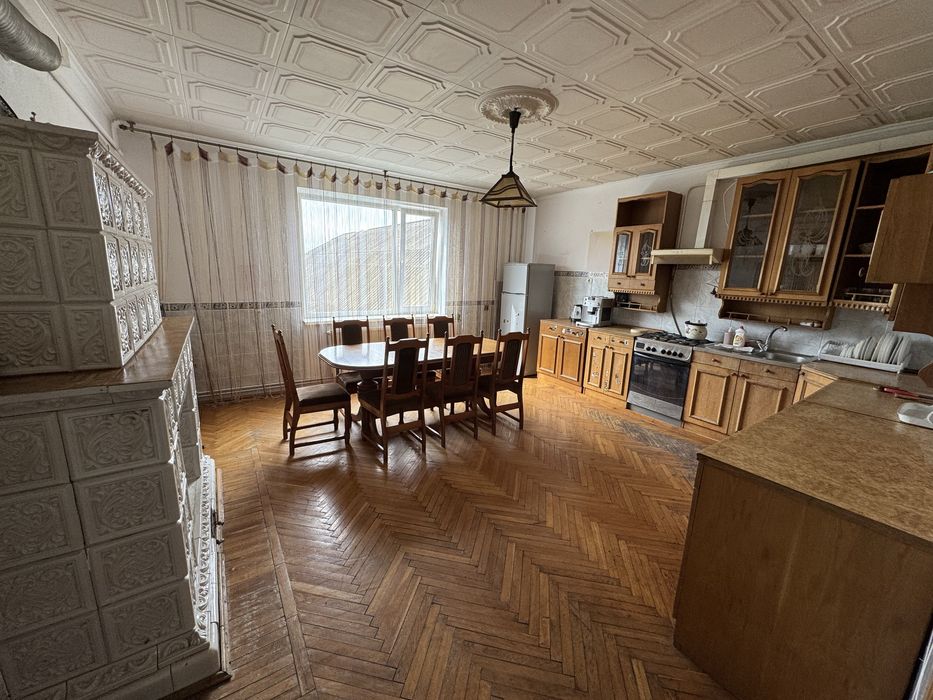 Шикарний будинок - передноворічна знижка