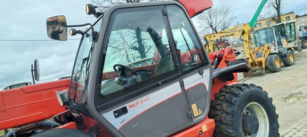 Żuraw podnośnik teleskopowy Manitou 845