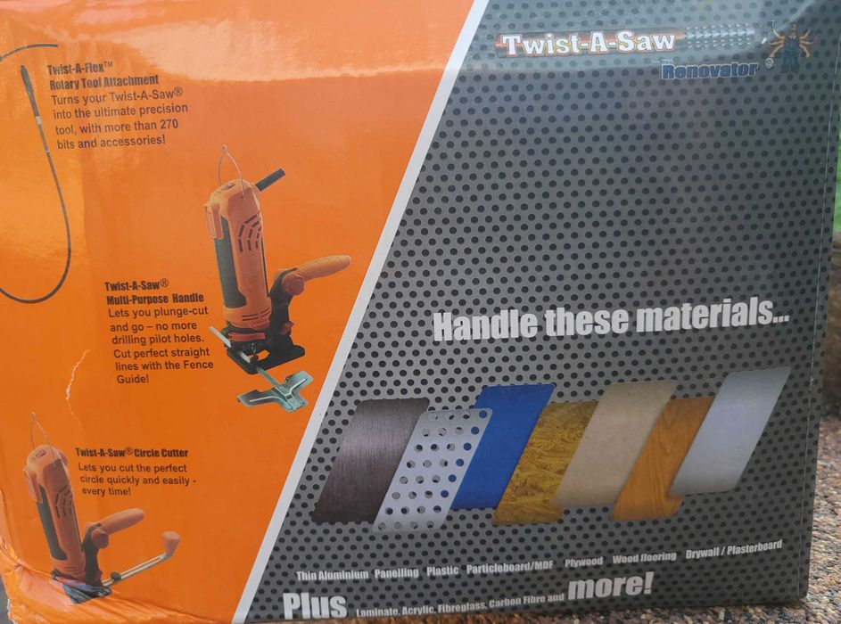 Multifunkcyjne-wielofunkcyjne narzedzie RENOVATOR TWIST A SAW