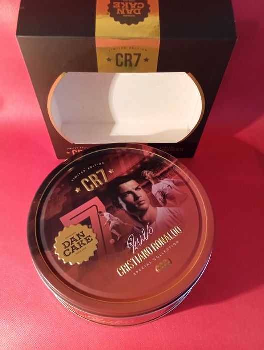 Lata dan Cake  de coleção CR7