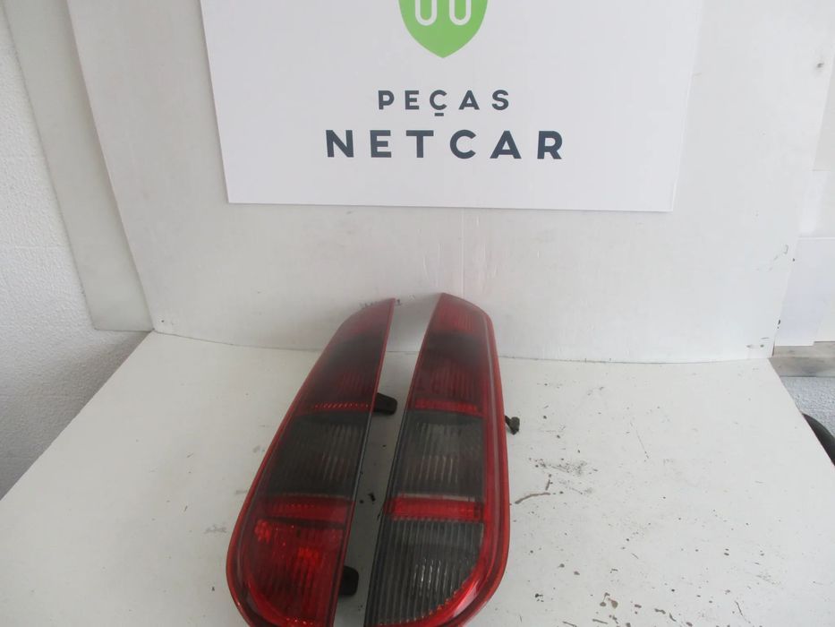 farolim farol tras ford focus sw carrinha 2005