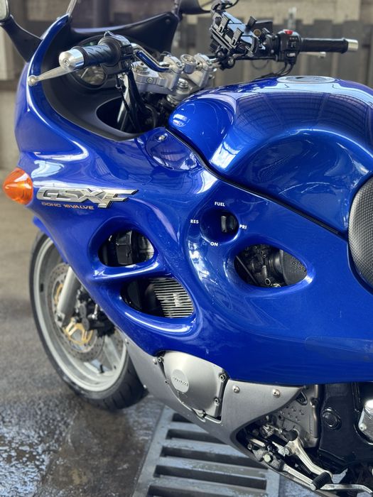 Suzuki GSX600F Свіжопригнаний