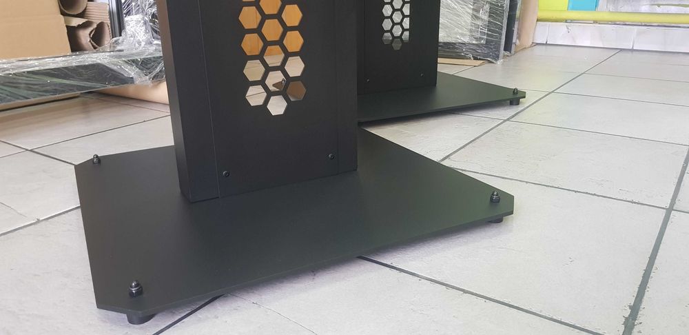 Tower statyw HEXA Line 150 cm