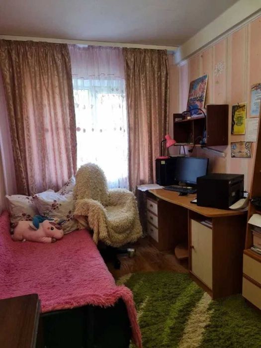 Продается 2-комнатная квартира на Артема